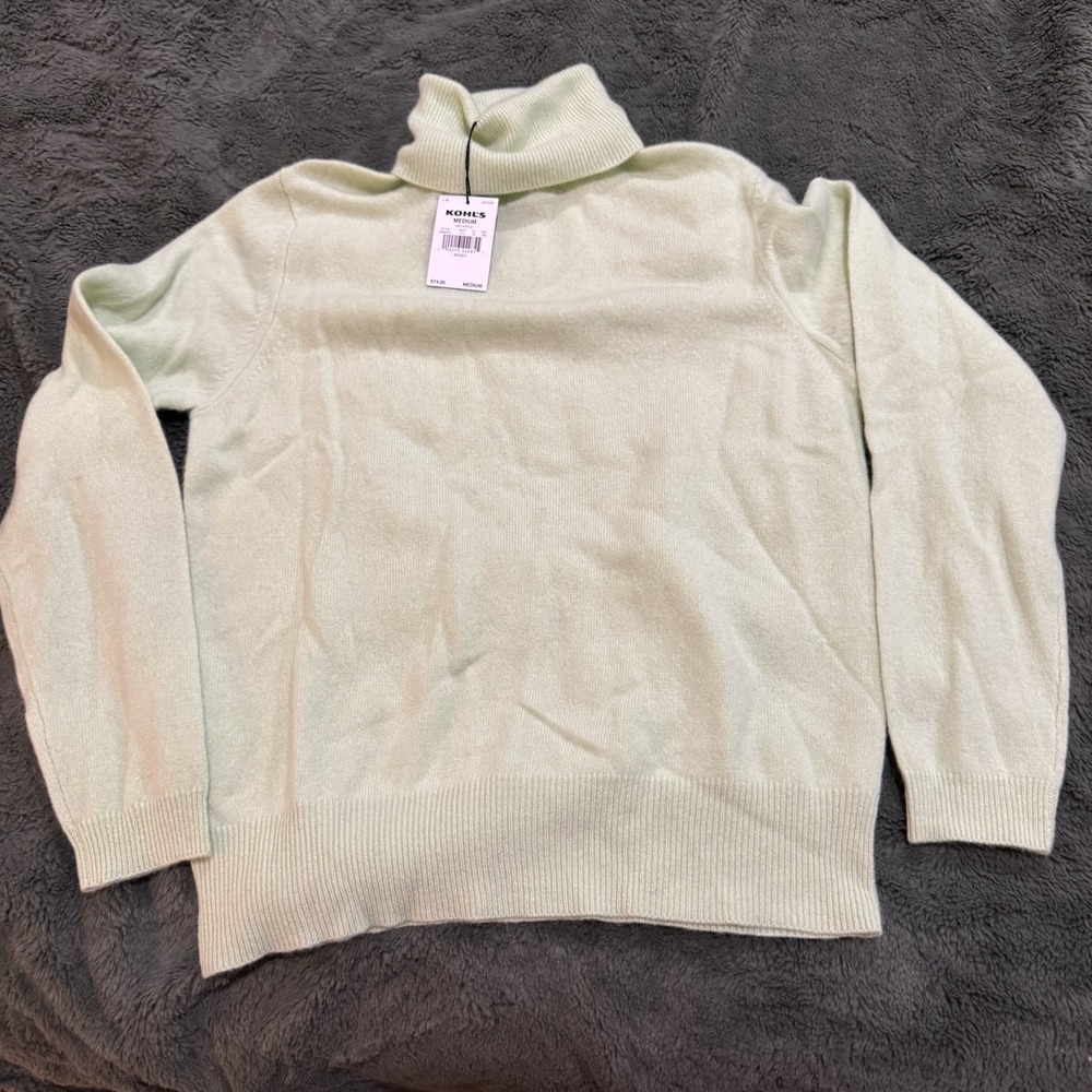 NWT Croft & Barrow Women's Cashmere Apple Green Turtleneck Sweater Size M VTG
